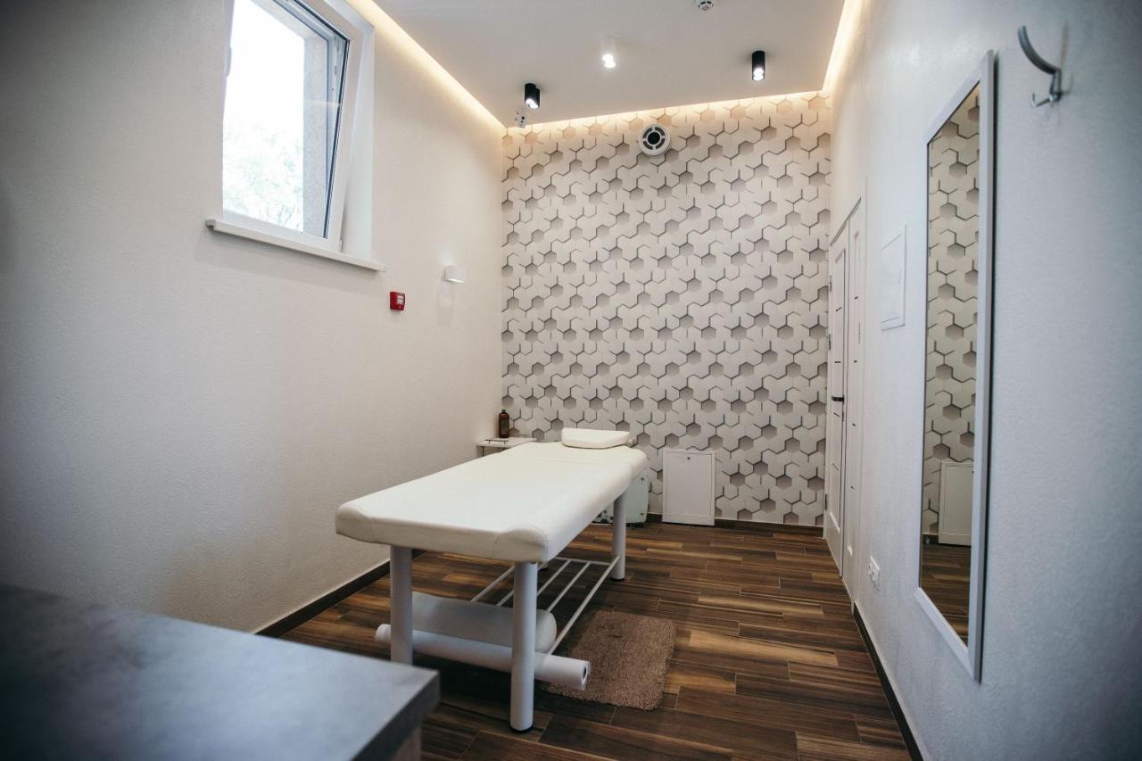 Shypyntsi Chalet מראה חיצוני תמונה