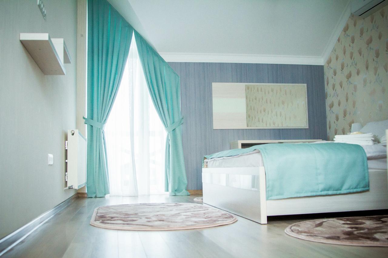 Shypyntsi Chalet מראה חיצוני תמונה